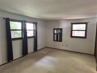 2564 Edgewood Lane, Green Bay, WI 54302