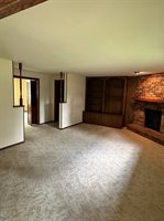 2564 Edgewood Lane, Green Bay, WI 54302