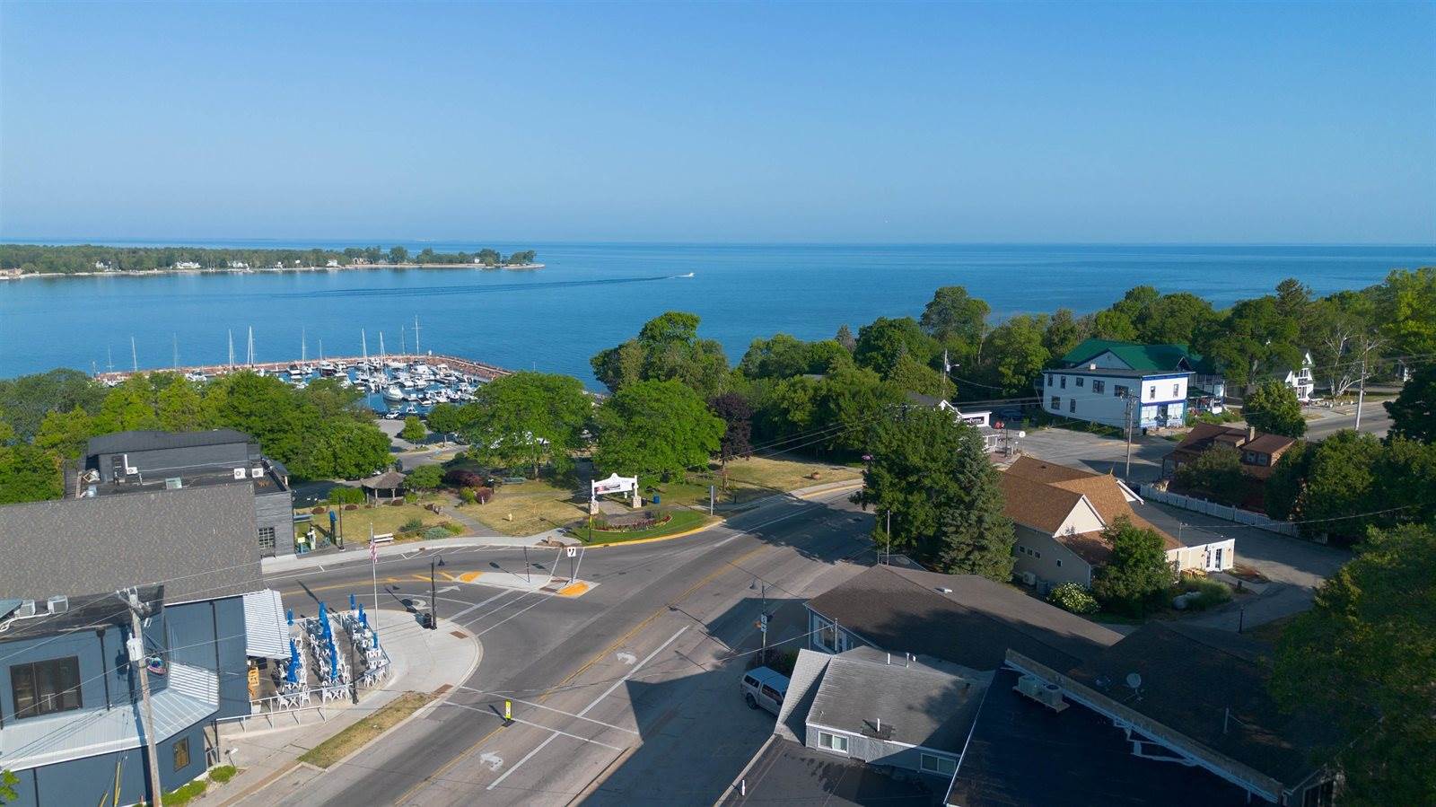 7784 State Highway 42, Egg Harbor, WI 54209