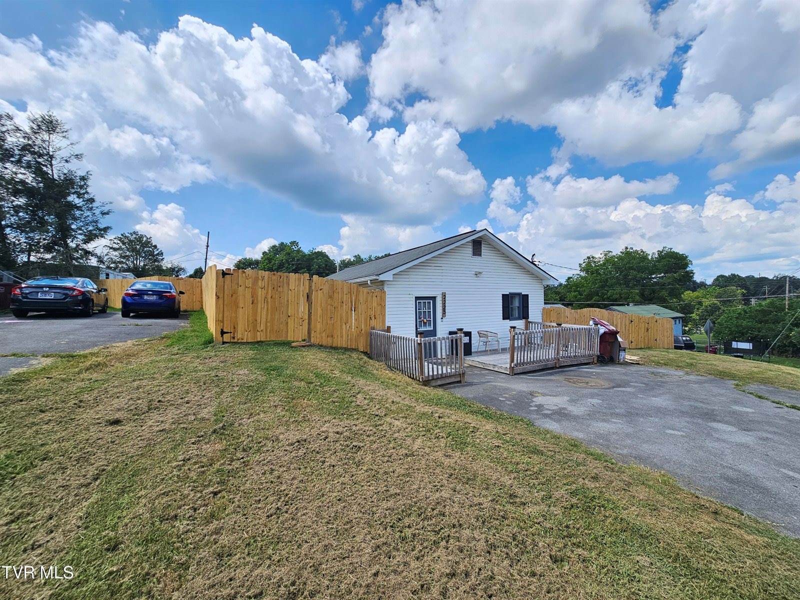 2225 Signal Drive, Johnson City, TN 37604