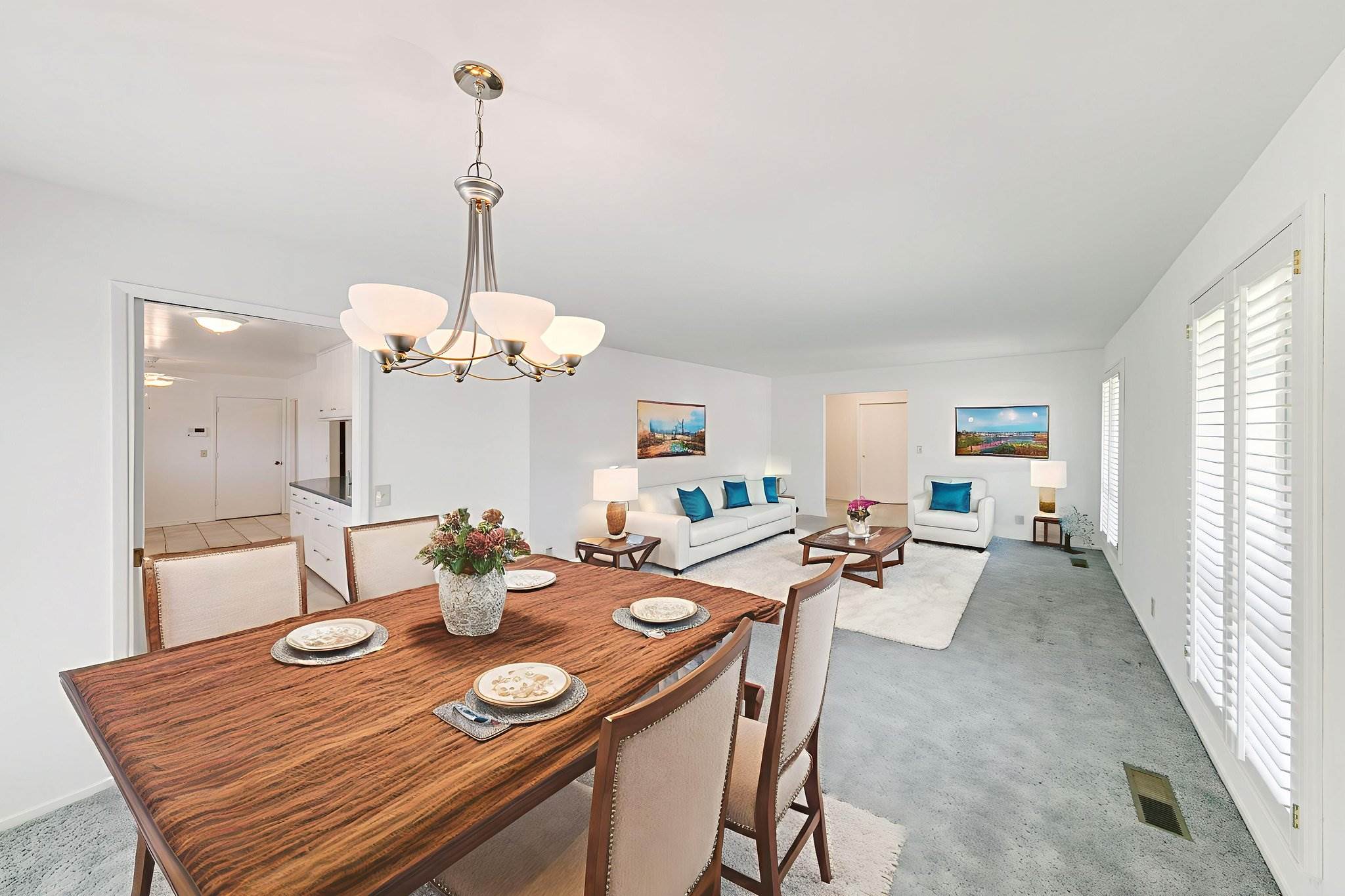 390 S. Almond St, Dixon, CA 95620