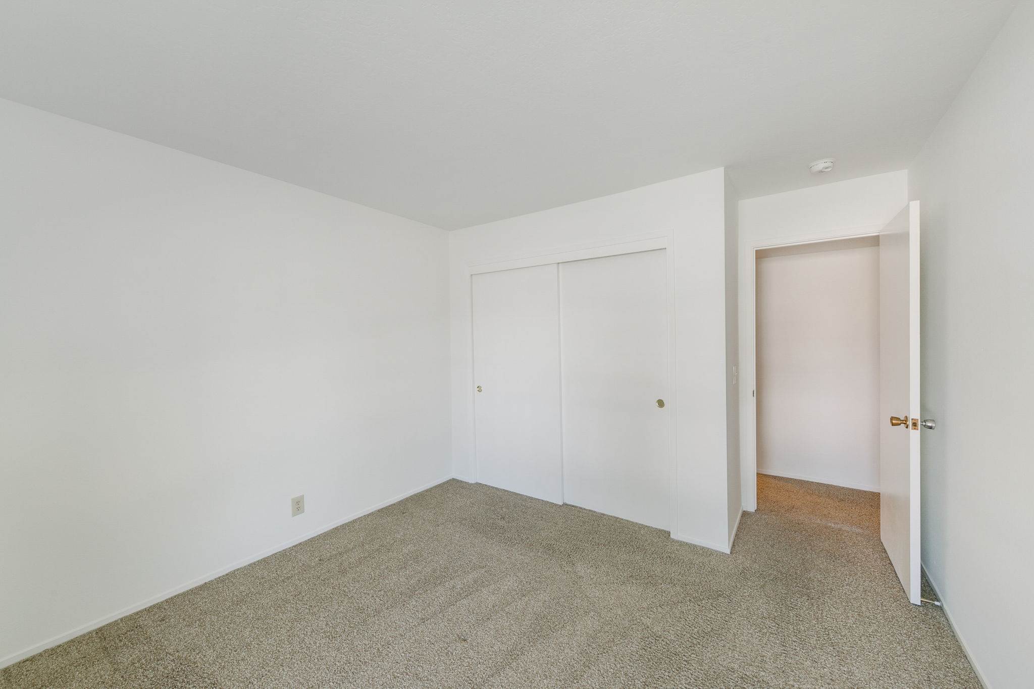 390 S. Almond St, Dixon, CA 95620