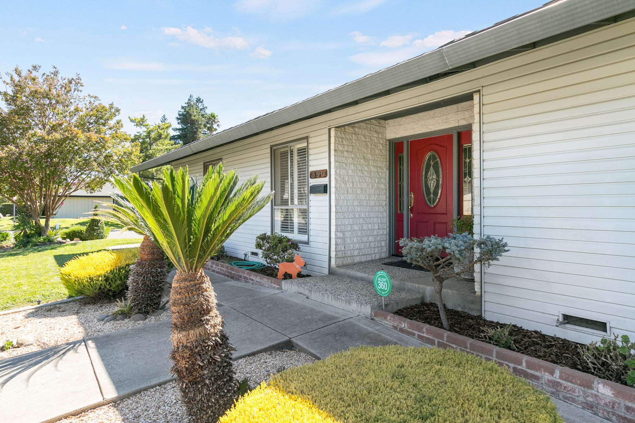 390 S. Almond St, Dixon, CA 95620