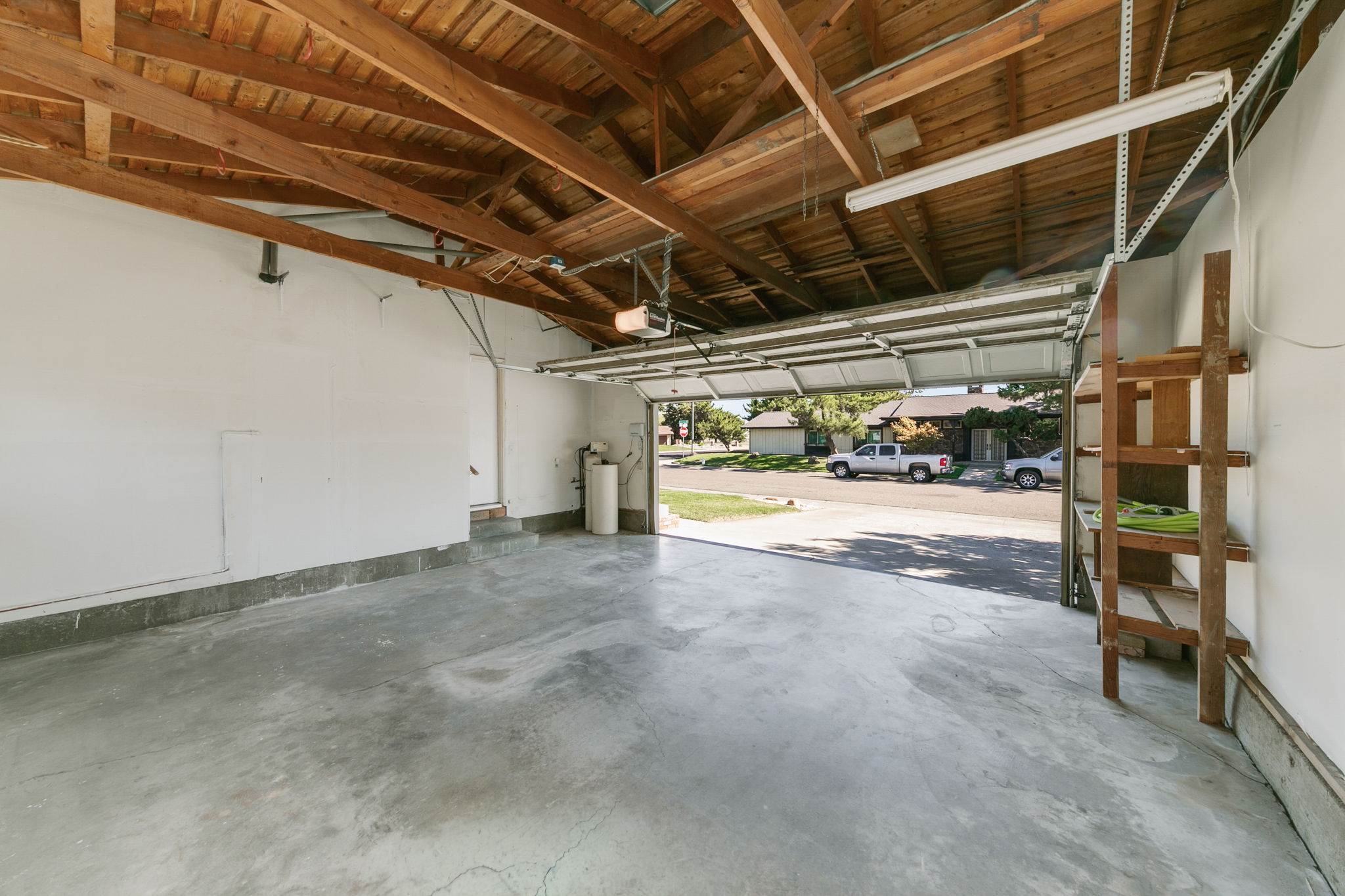 390 S. Almond St, Dixon, CA 95620