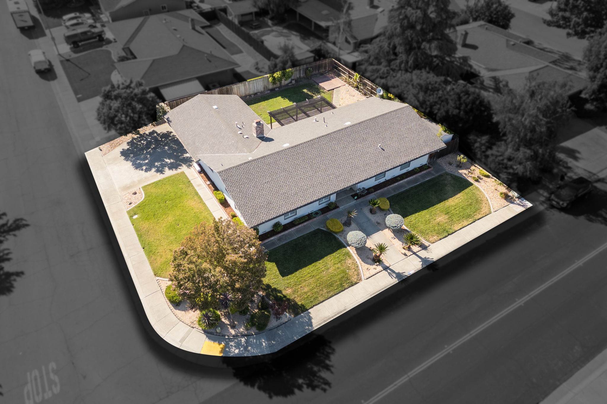 390 S. Almond St, Dixon, CA 95620