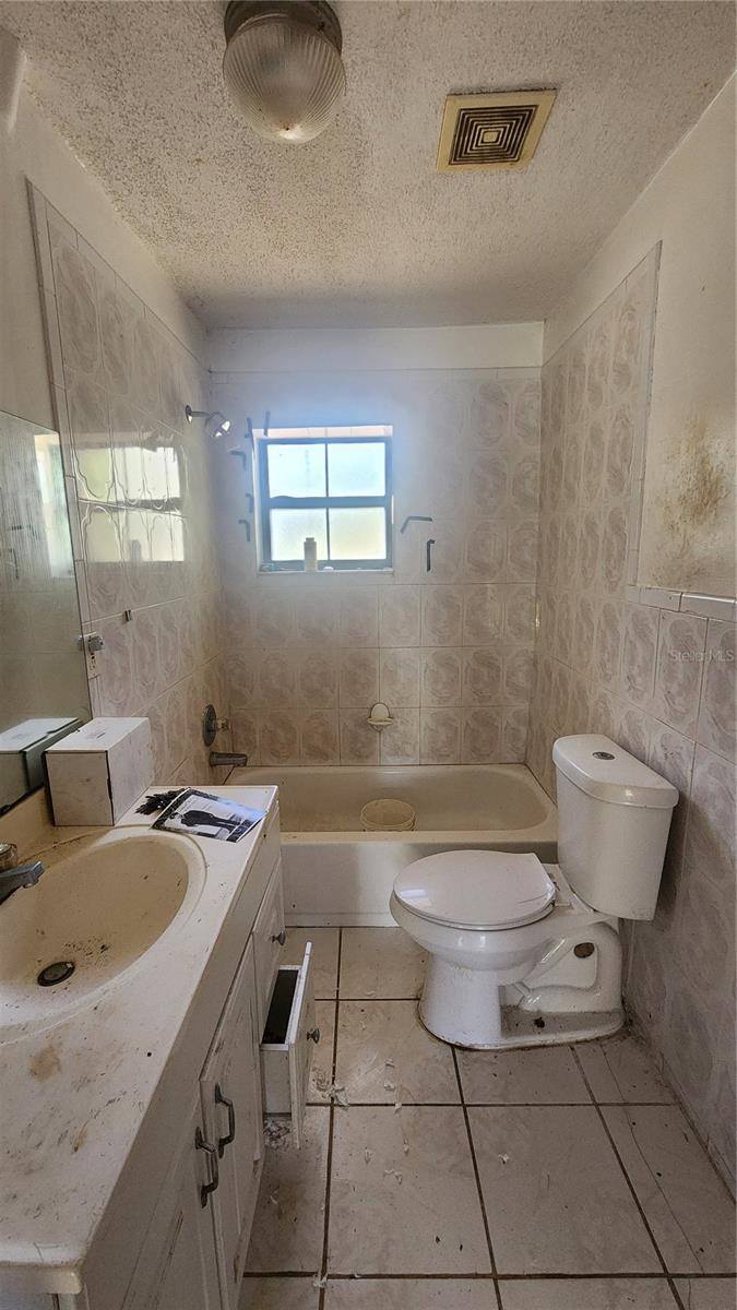 11 Bahia Circle Trail, Ocala, FL 34472