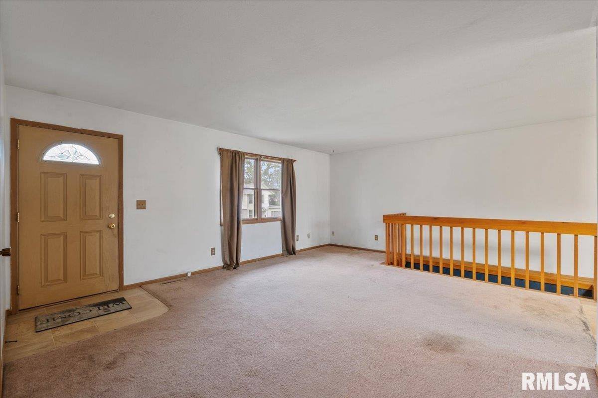 836 Newell Avenue, Muscatine, IA 52761