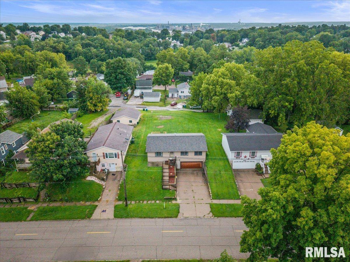 836 Newell Avenue, Muscatine, IA 52761