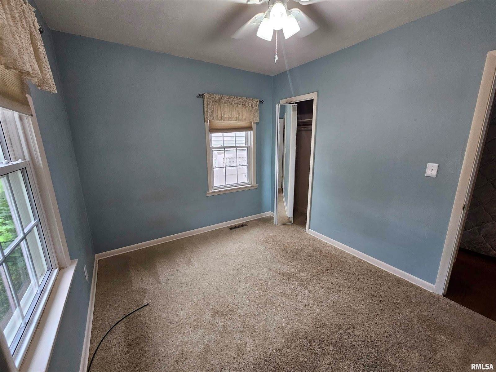 2021 31ST Street, Rock Island, IL 61201