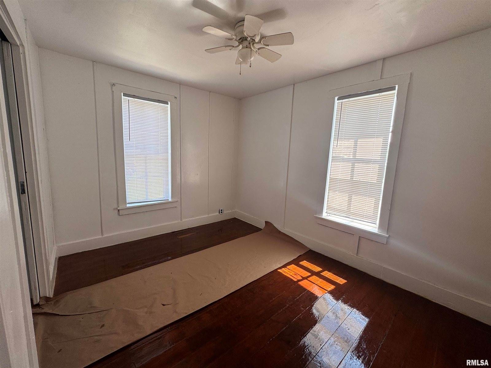 302 Coeburg Street, Rio, IL 61472