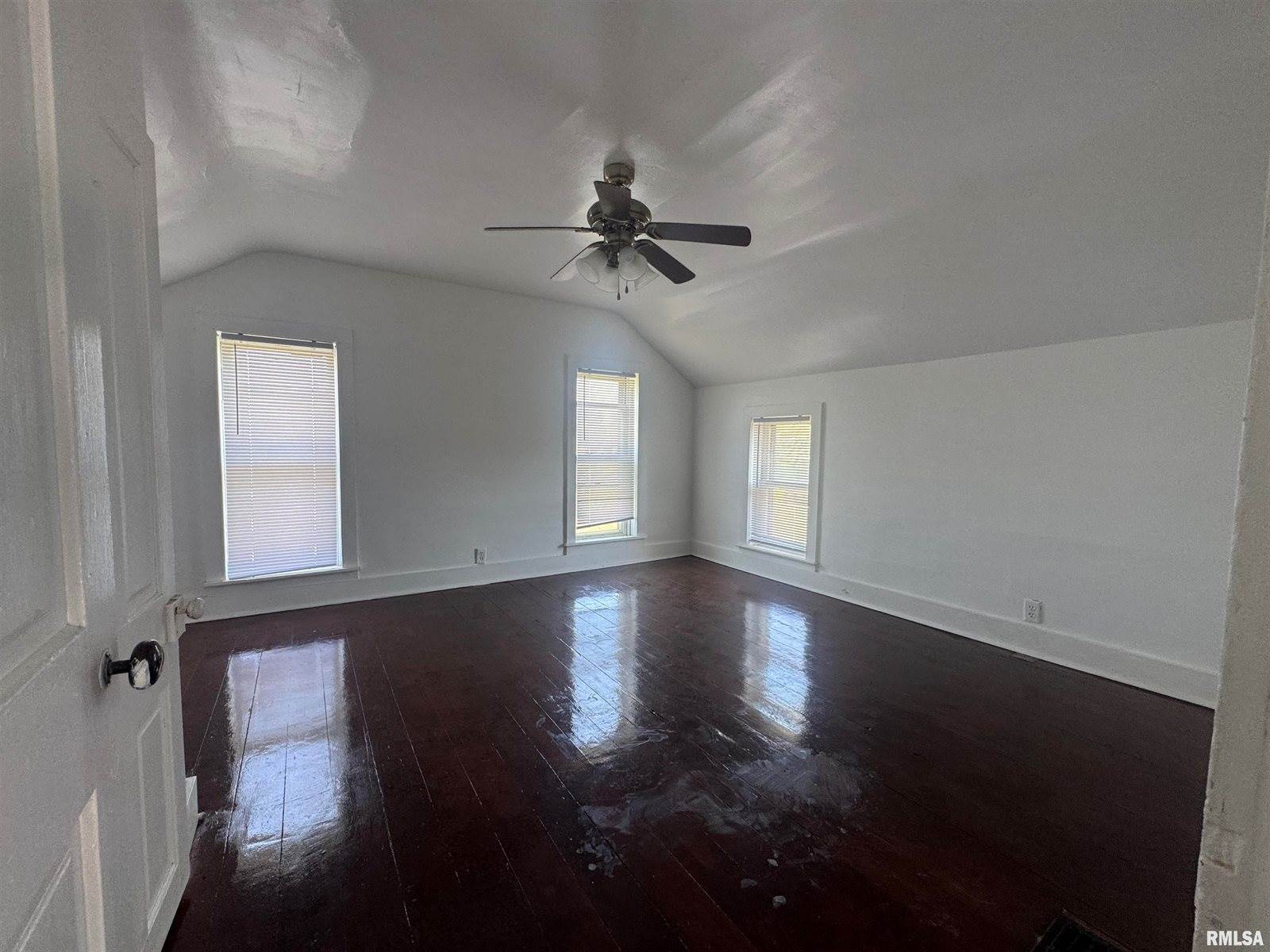 302 Coeburg Street, Rio, IL 61472