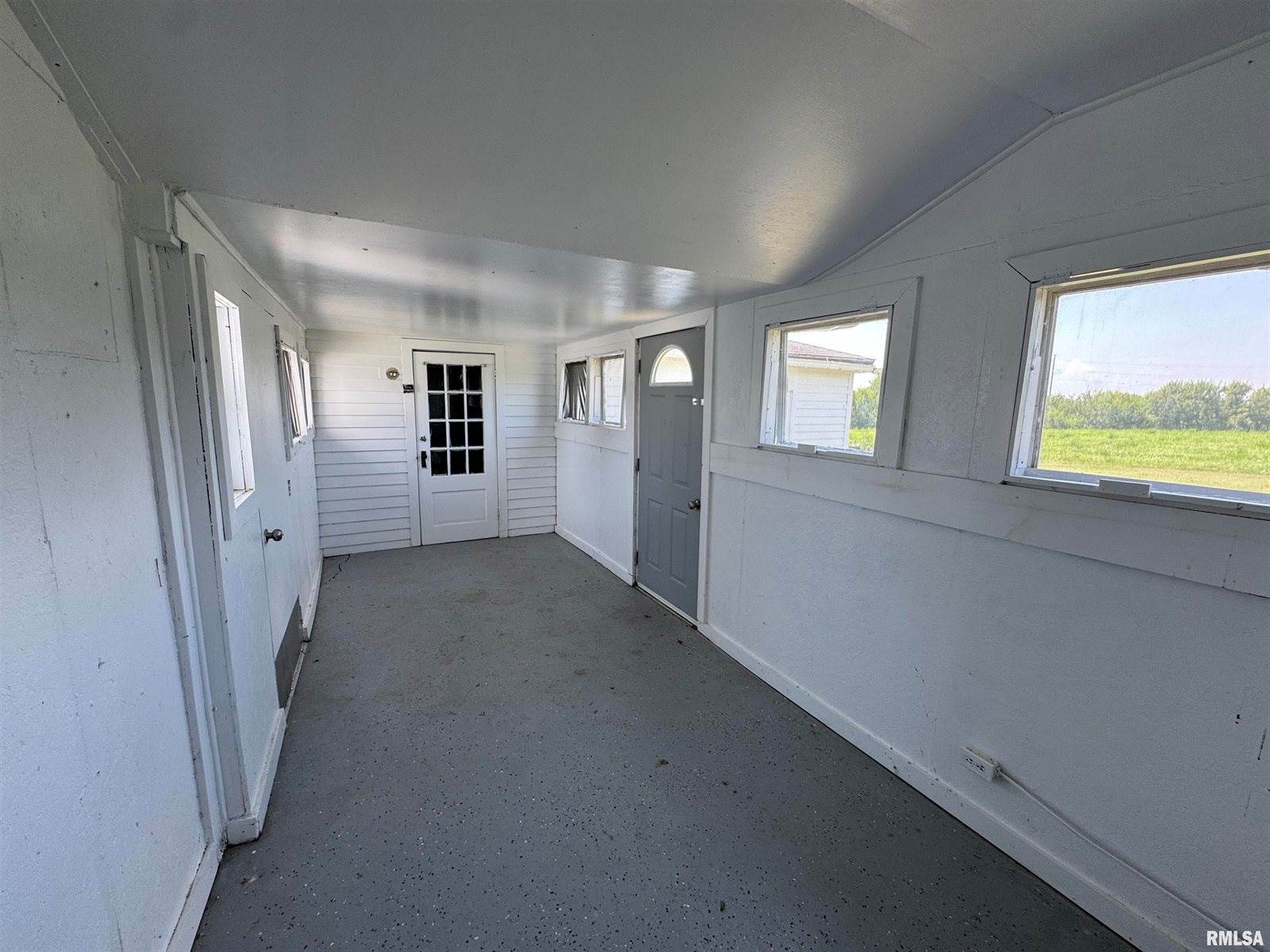 302 Coeburg Street, Rio, IL 61472