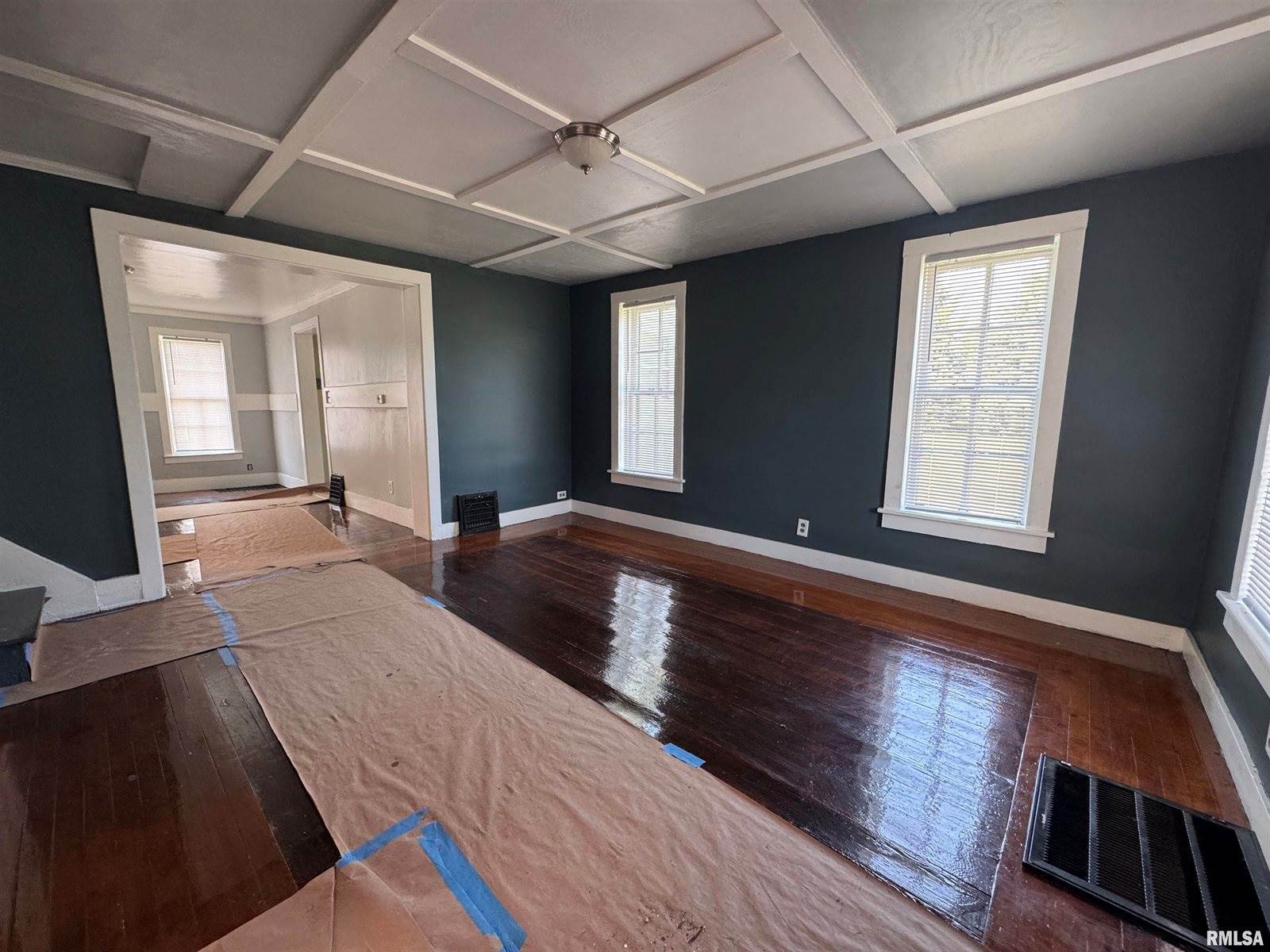 302 Coeburg Street, Rio, IL 61472