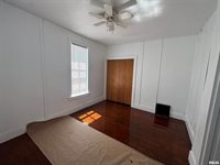 302 Coeburg Street, Rio, IL 61472