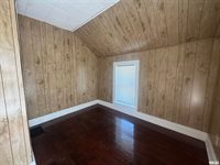 302 Coeburg Street, Rio, IL 61472