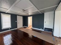 302 Coeburg Street, Rio, IL 61472