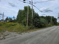 182 Ballard Road, Saint Albans, ME 04971