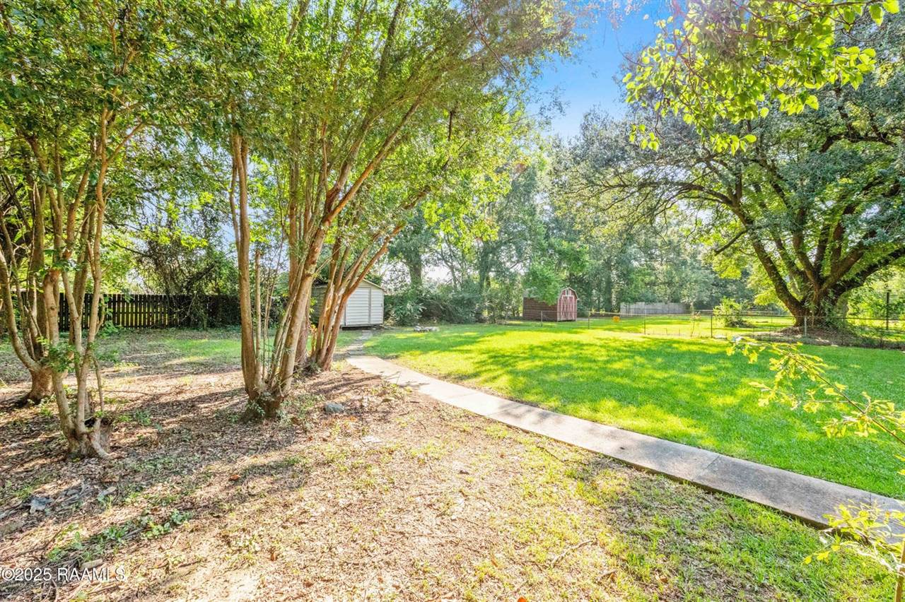 113 Driftwood Drive, Lafayette, LA 70503