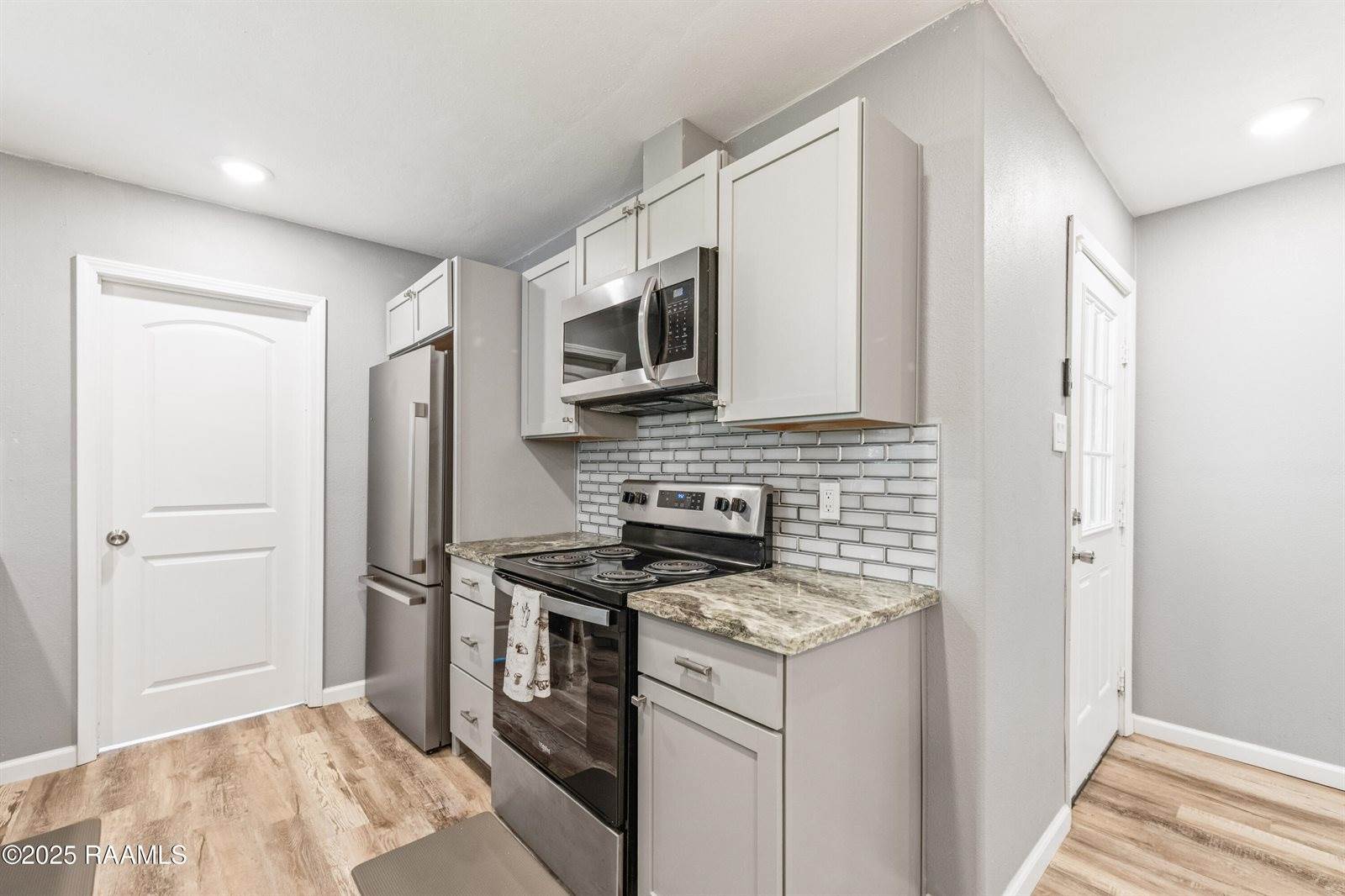 113 Driftwood Drive, Lafayette, LA 70503