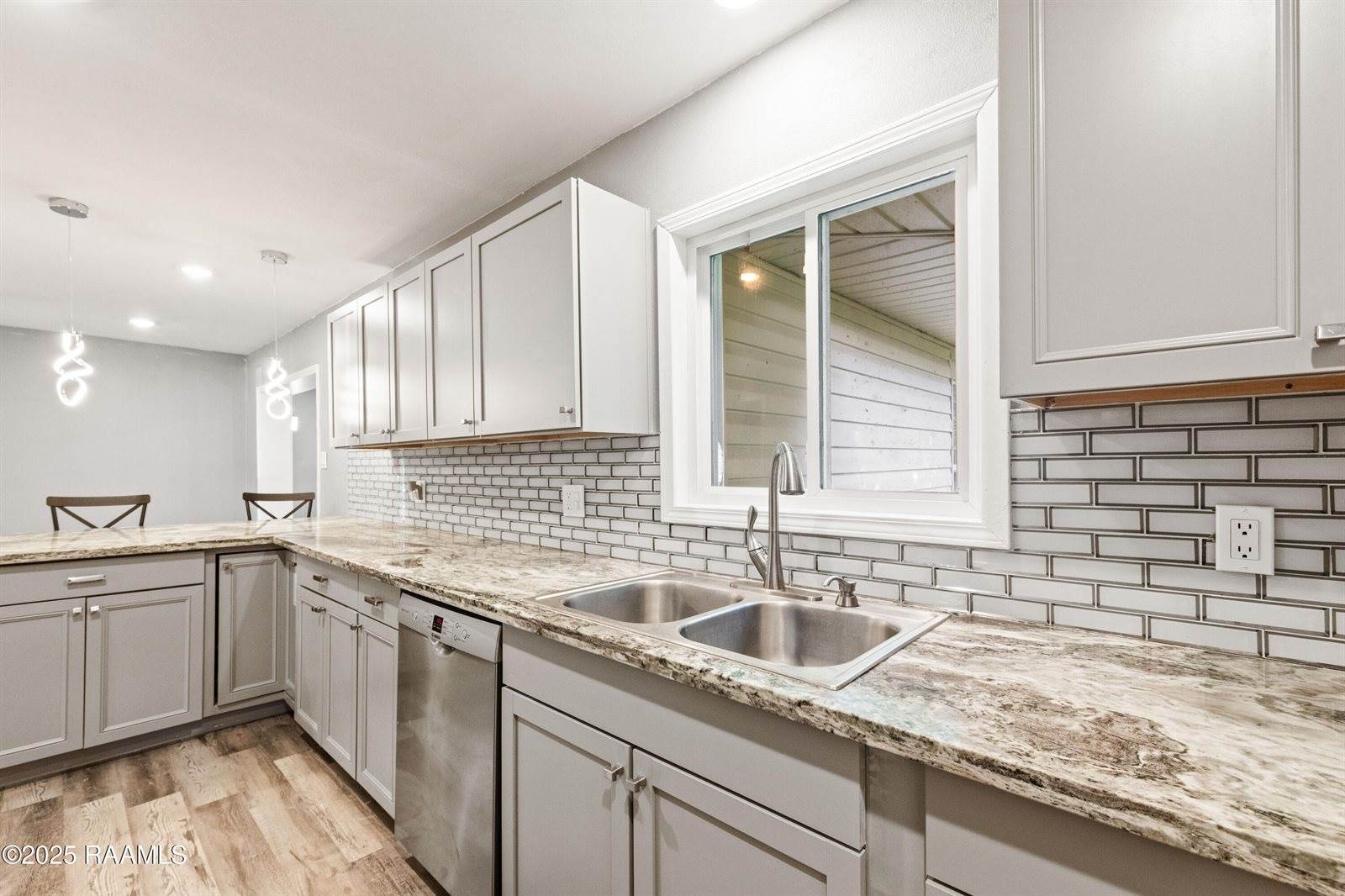 113 Driftwood Drive, Lafayette, LA 70503