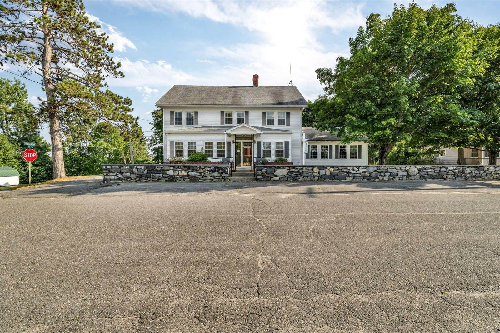 4 Hill Street, Millinocket, ME 04462