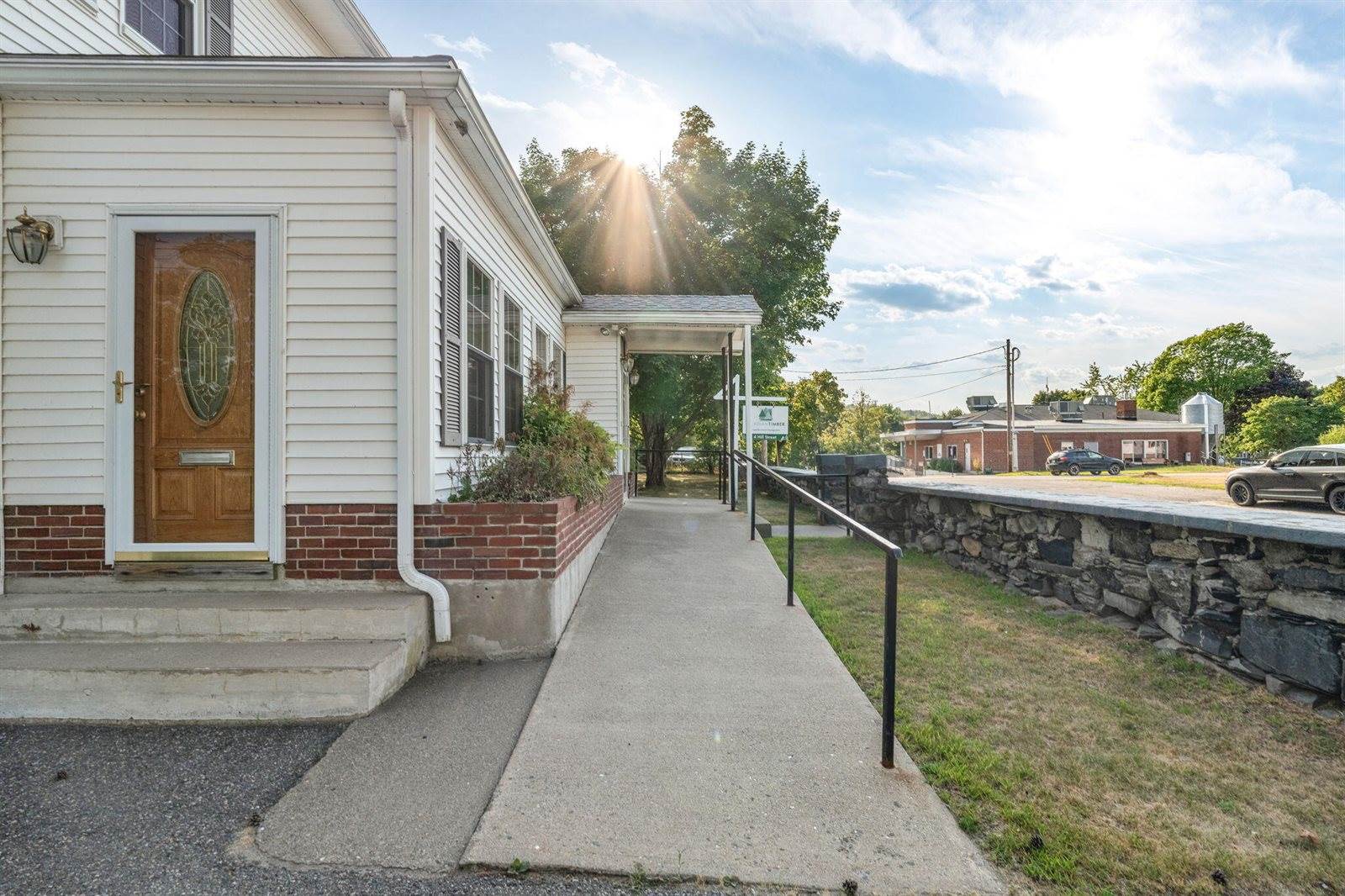 4 Hill Street, Millinocket, ME 04462