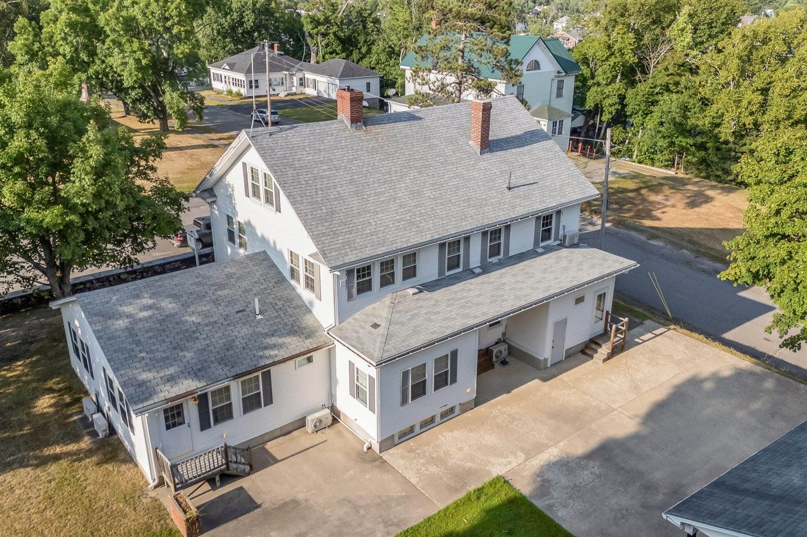 4 Hill Street, Millinocket, ME 04462