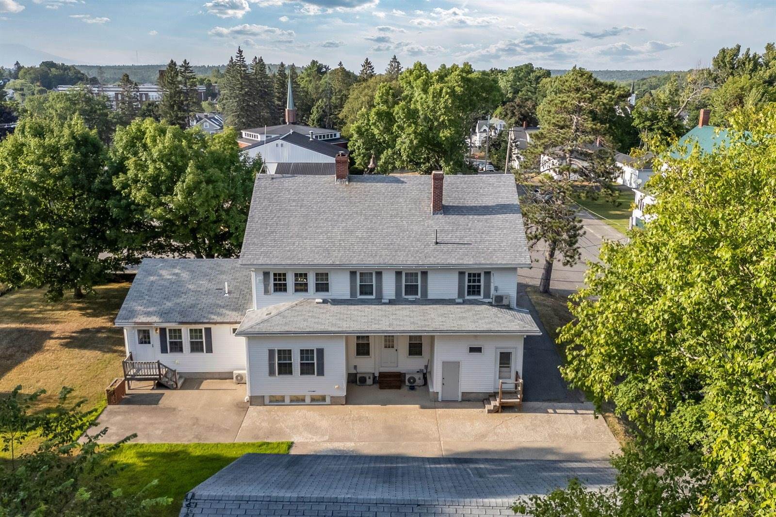 4 Hill Street, Millinocket, ME 04462