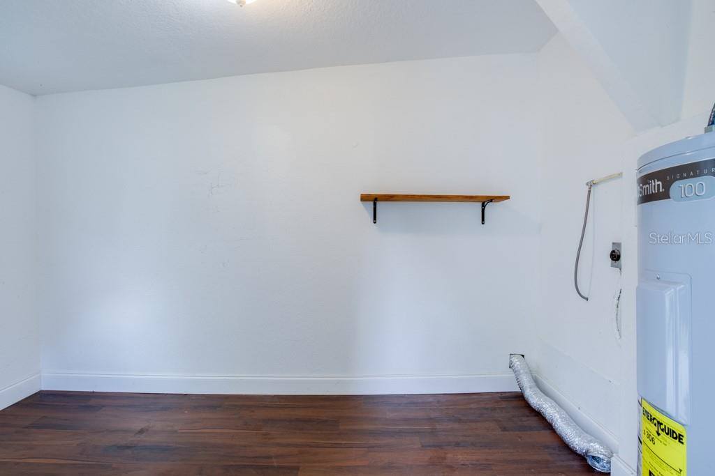 905 Plaza Street, Clearwater, FL 33755