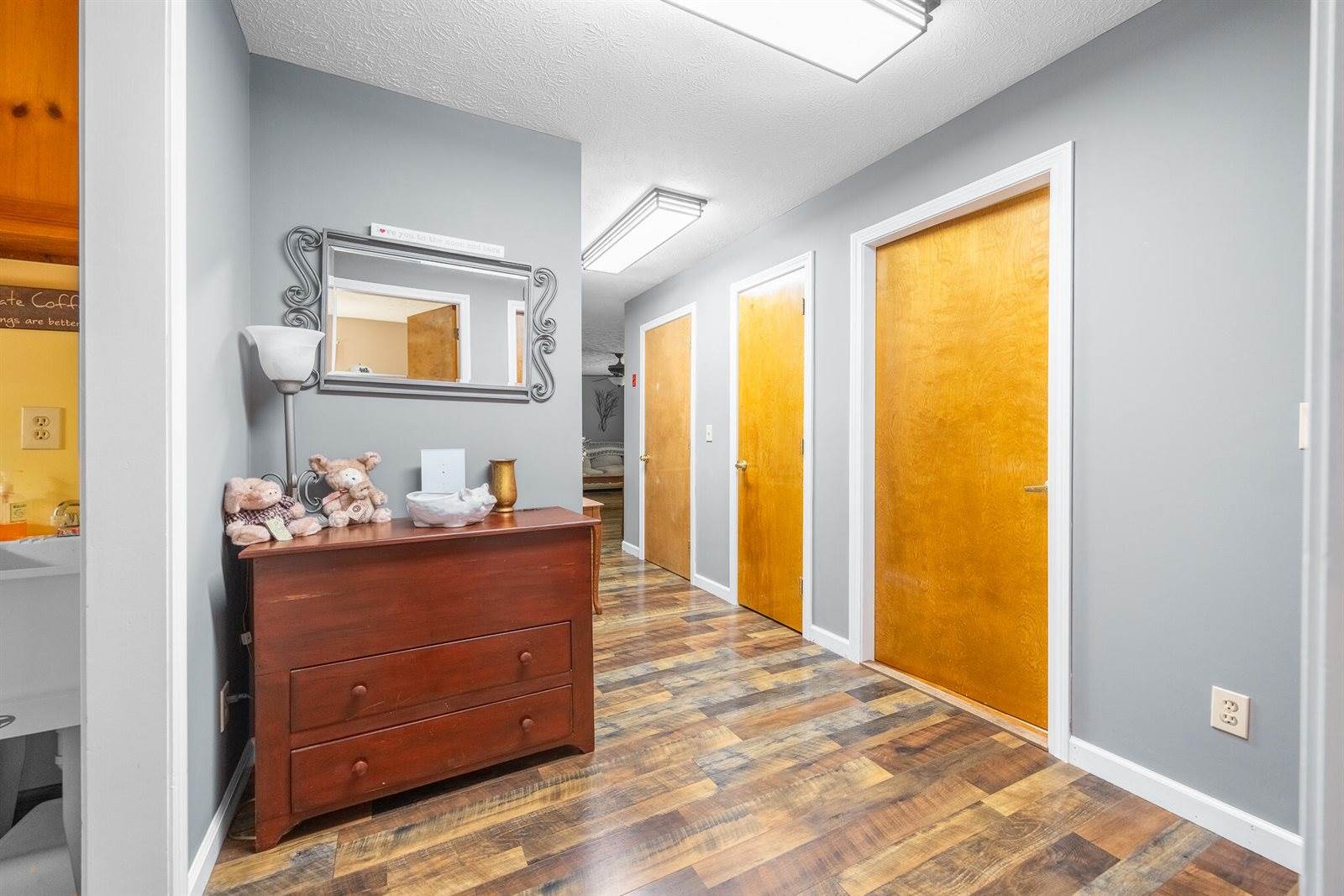 8 Hammond Lane, Searsport, ME 04974