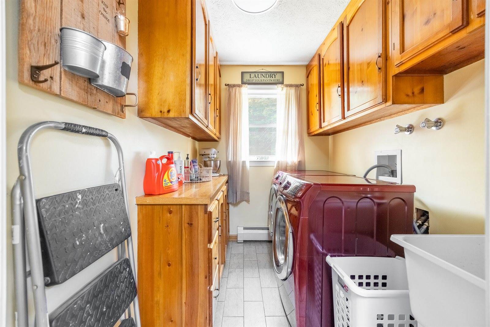 8 Hammond Lane, Searsport, ME 04974