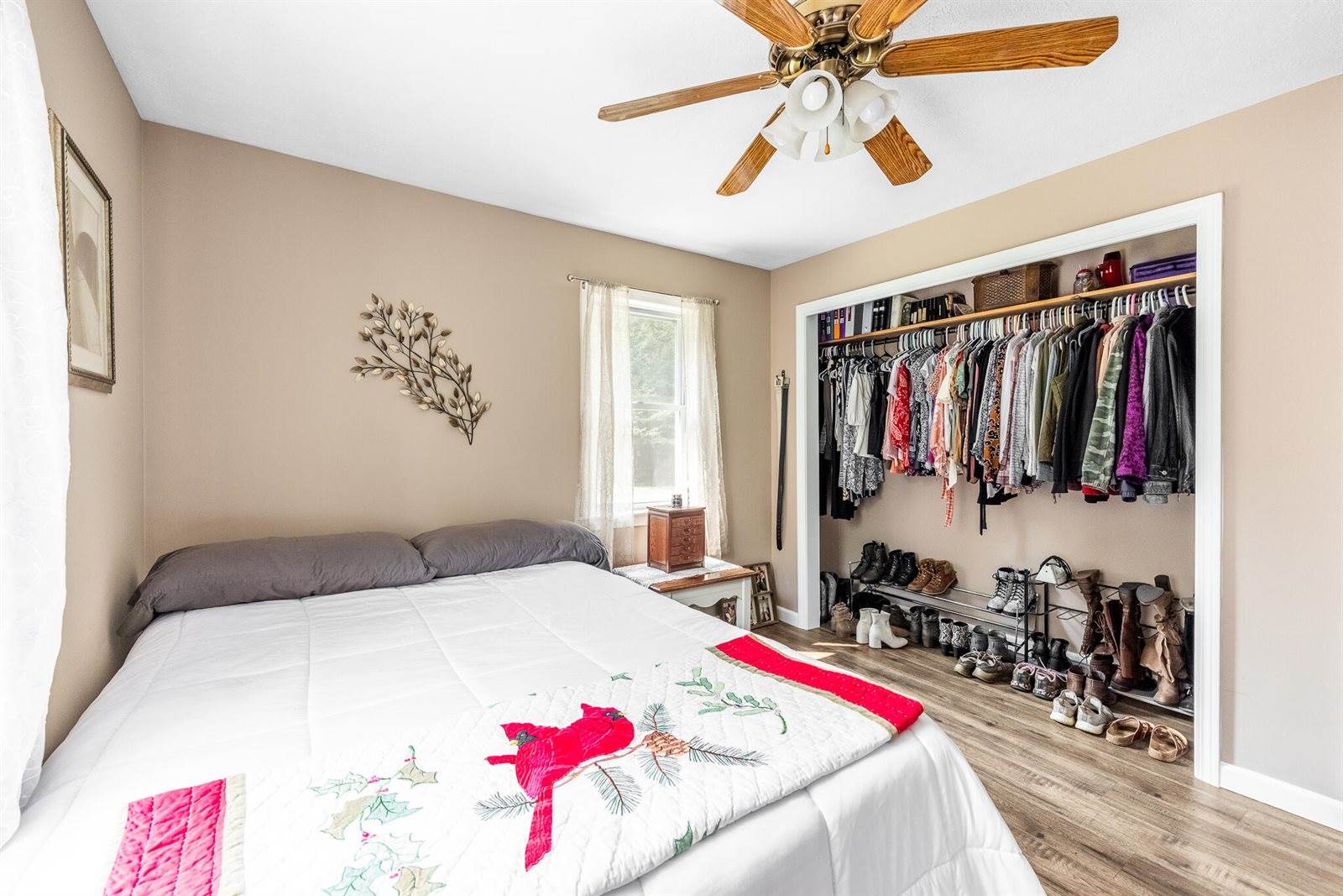 8 Hammond Lane, Searsport, ME 04974