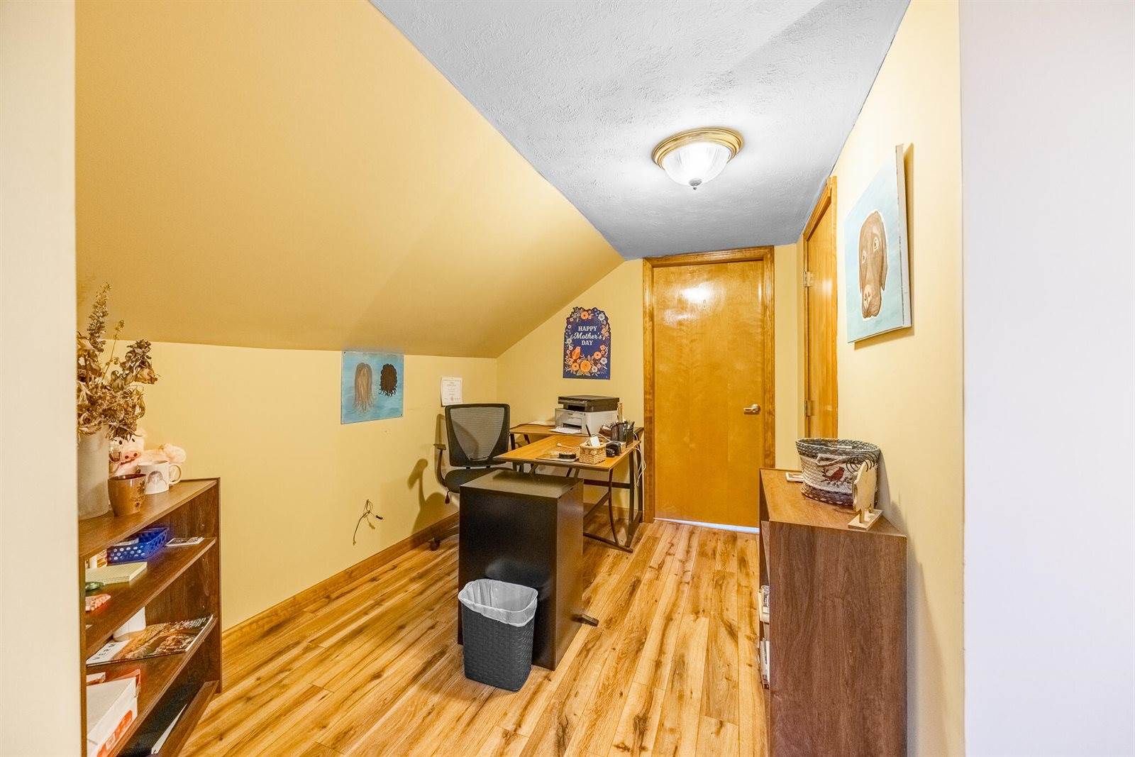 8 Hammond Lane, Searsport, ME 04974