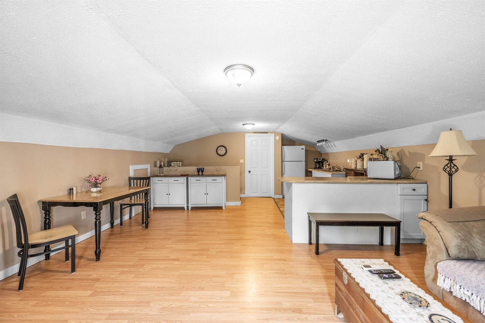 8 Hammond Lane, Searsport, ME 04974