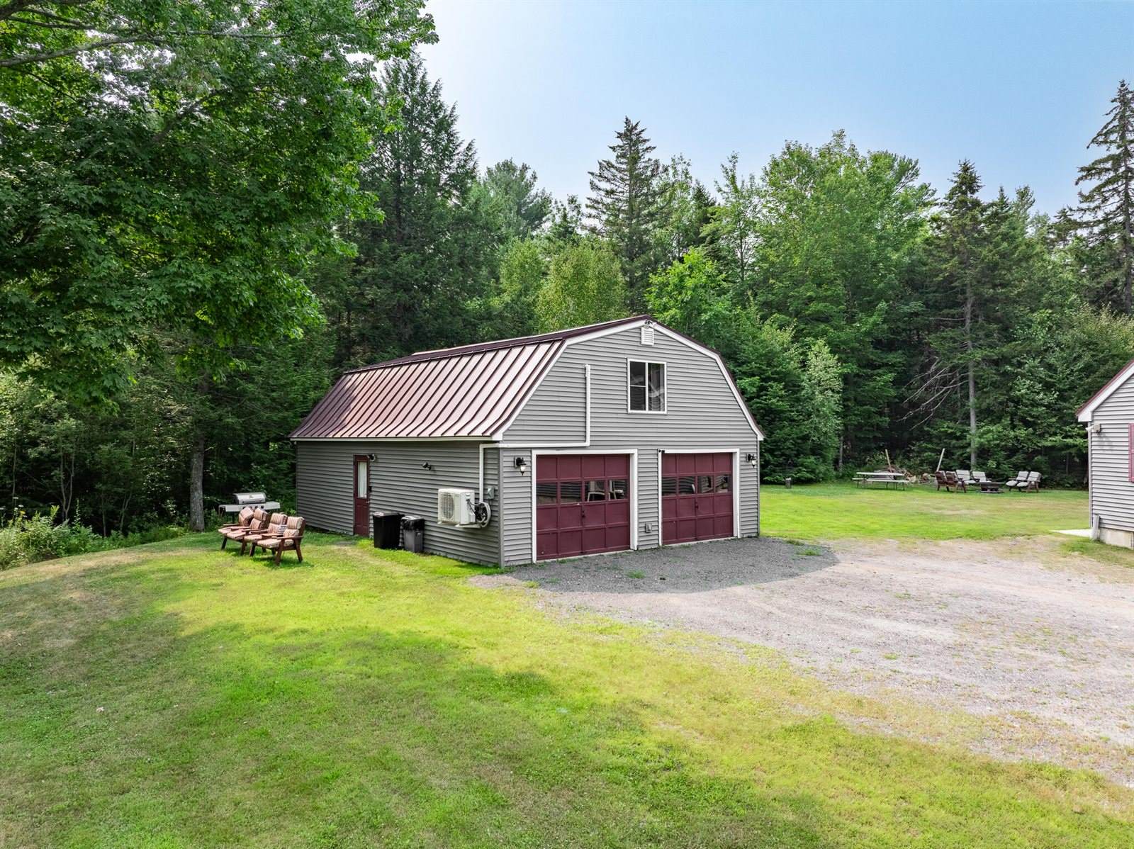 8 Hammond Lane, Searsport, ME 04974