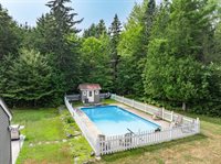 8 Hammond Lane, Searsport, ME 04974
