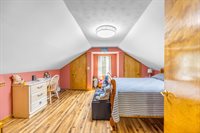 8 Hammond Lane, Searsport, ME 04974