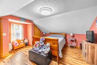 8 Hammond Lane, Searsport, ME 04974