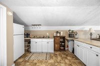 8 Hammond Lane, Searsport, ME 04974