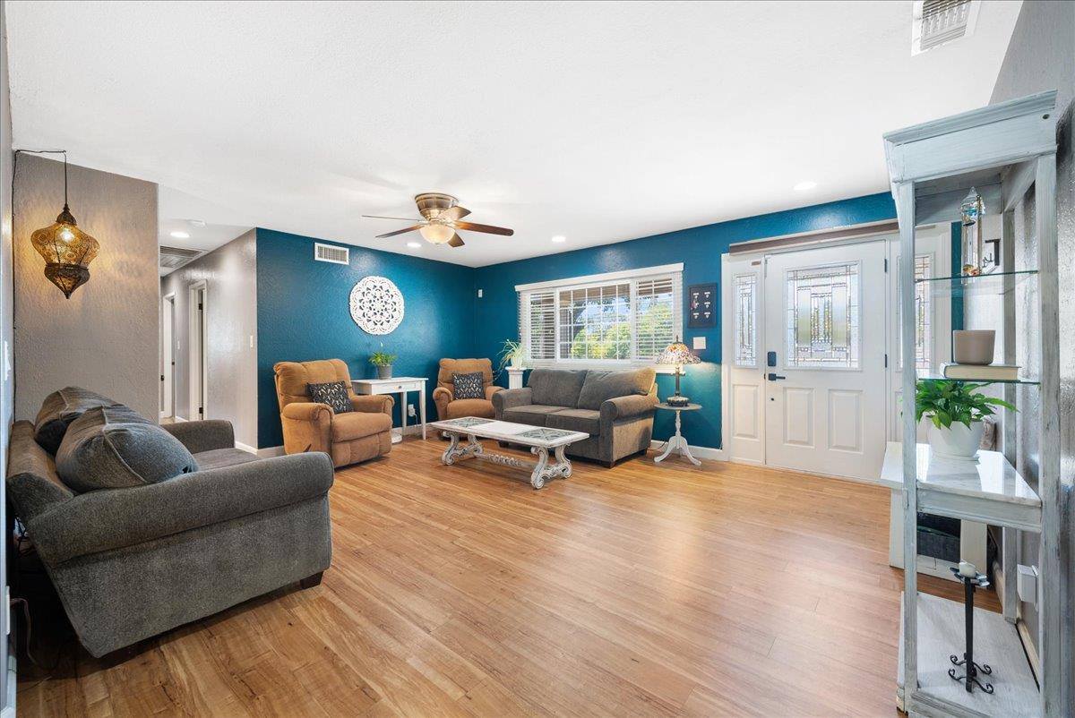 7630 Hazel Avenue, Orangevale, CA 95662