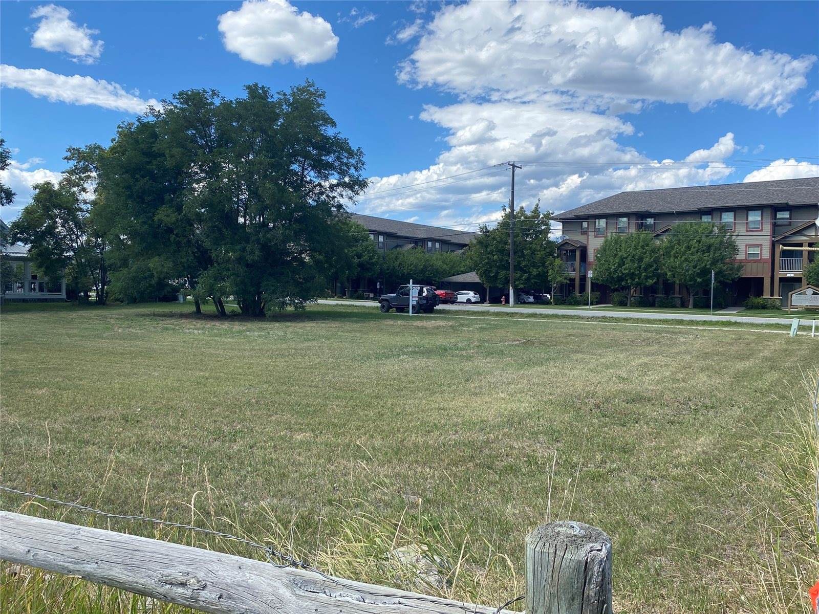 15 & 17 Appleway Drive, Kalispell, MT 59901