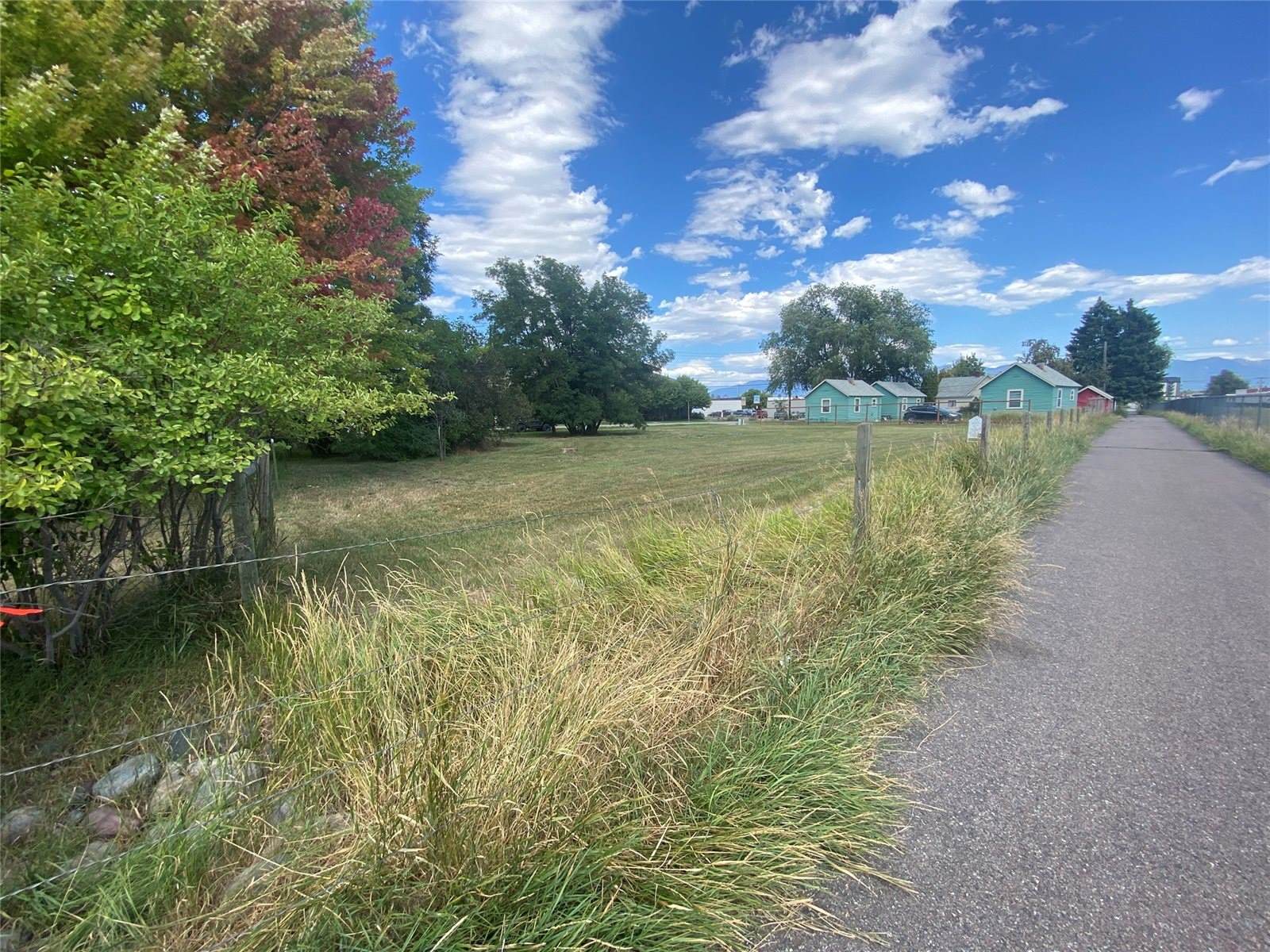 15 & 17 Appleway Drive, Kalispell, MT 59901