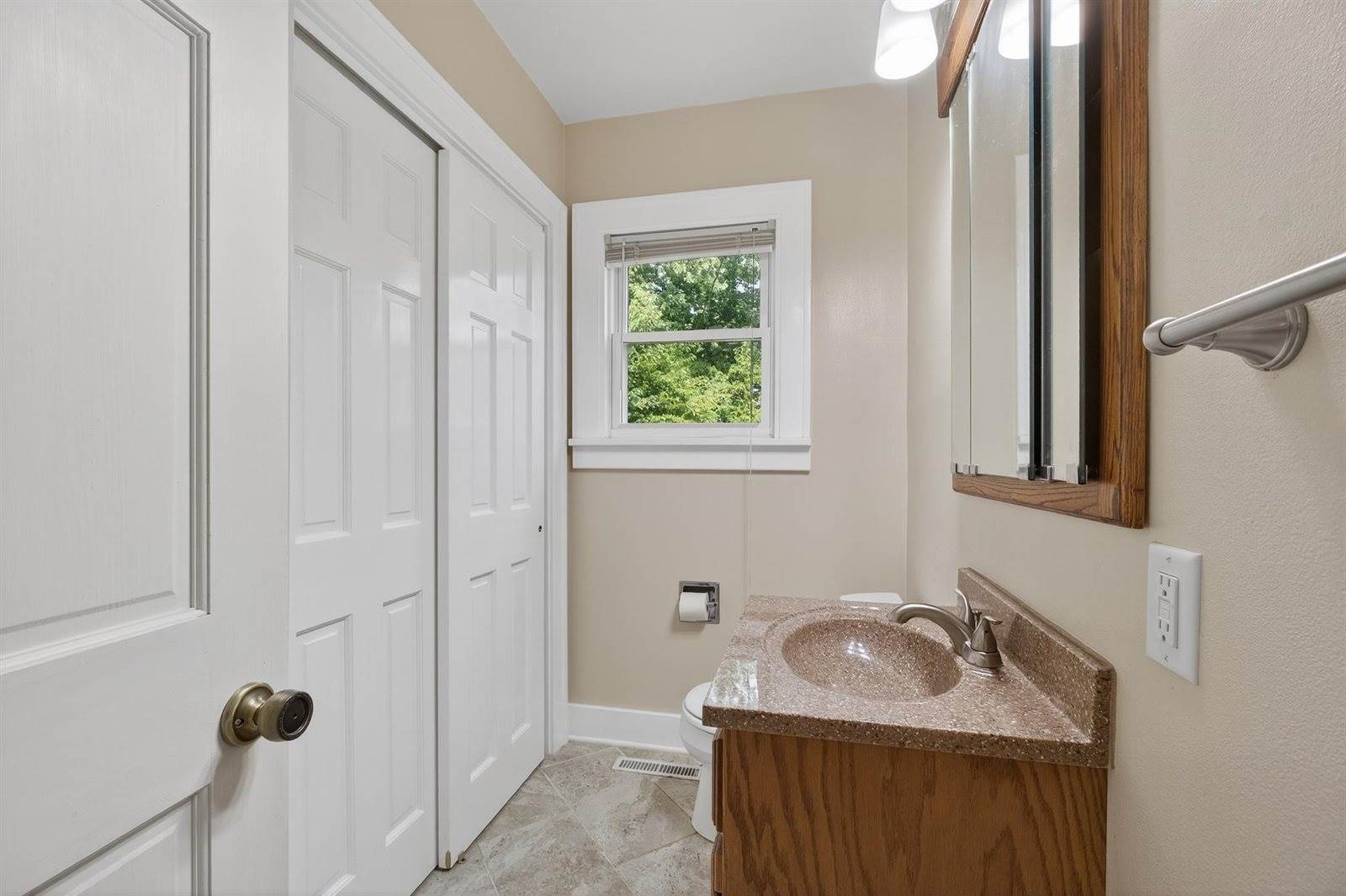 141 10th Street South, Wisconsin Rapids, WI 54494