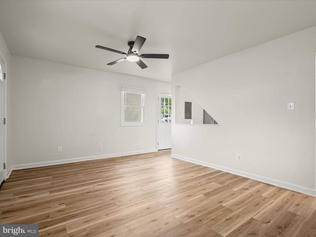 131 Martin Drive, Manassas Park, VA 20111