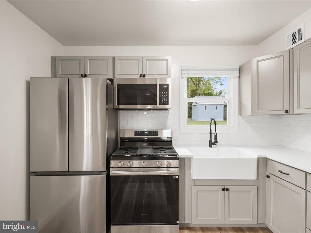 131 Martin Drive, Manassas Park, VA 20111