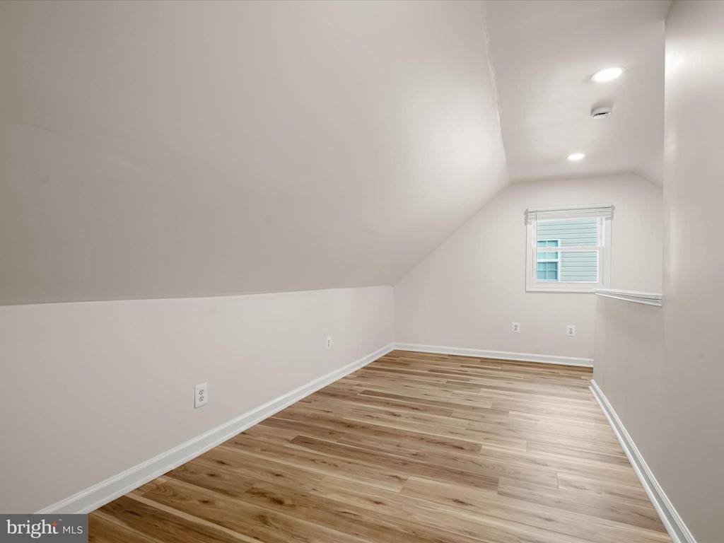 131 Martin Drive, Manassas Park, VA 20111