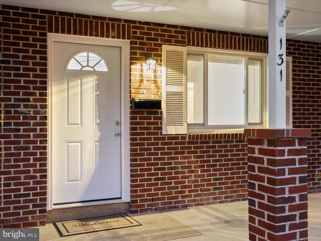 131 Martin Drive, Manassas Park, VA 20111