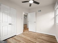 131 Martin Drive, Manassas Park, VA 20111