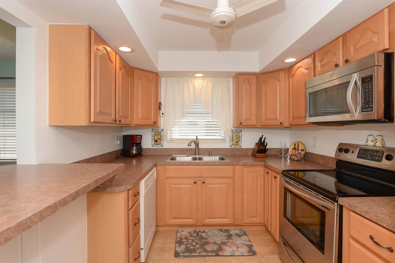 2950 SE Ocean Boulevard, Stuart, FL 34996