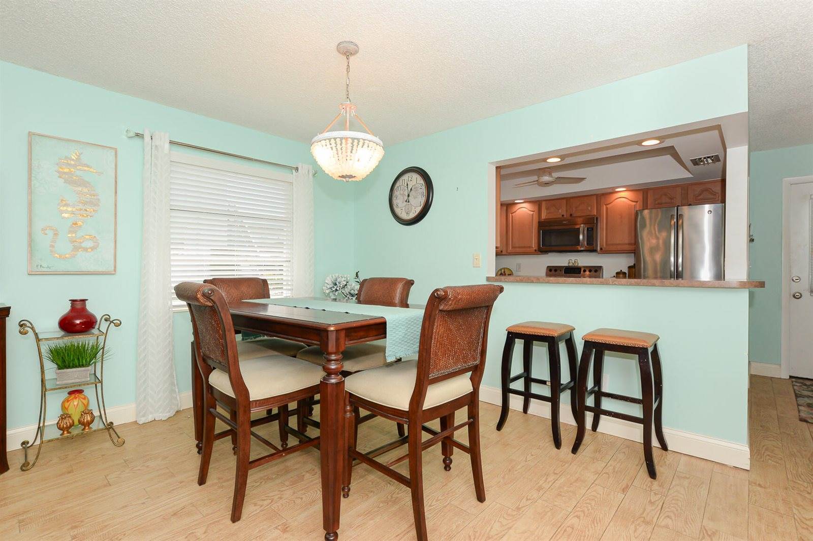 2950 SE Ocean Boulevard, Stuart, FL 34996